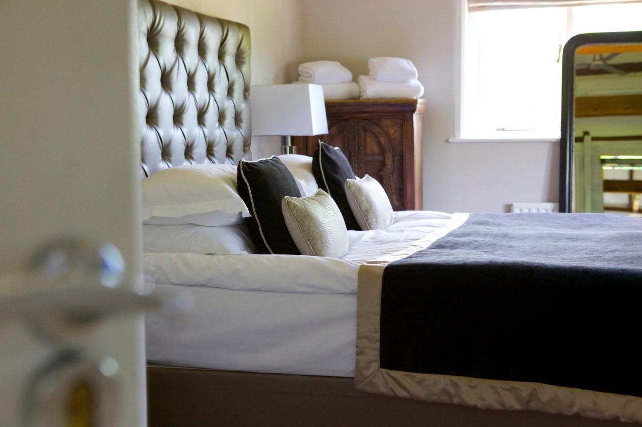The Inn On The Green Cookham Dean Екстер'єр фото