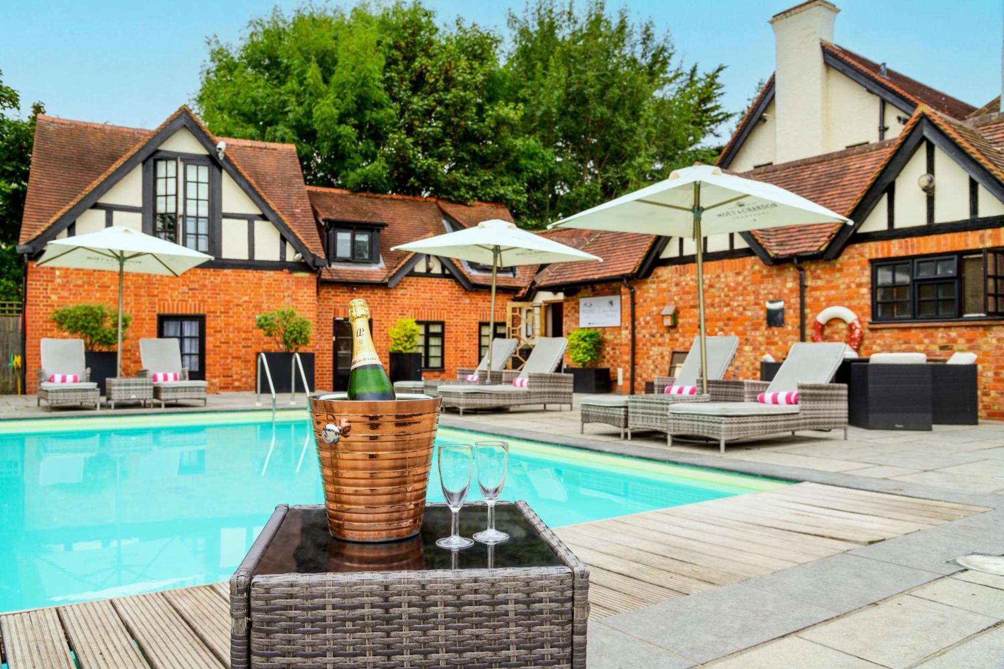 The Inn On The Green Cookham Dean Екстер'єр фото