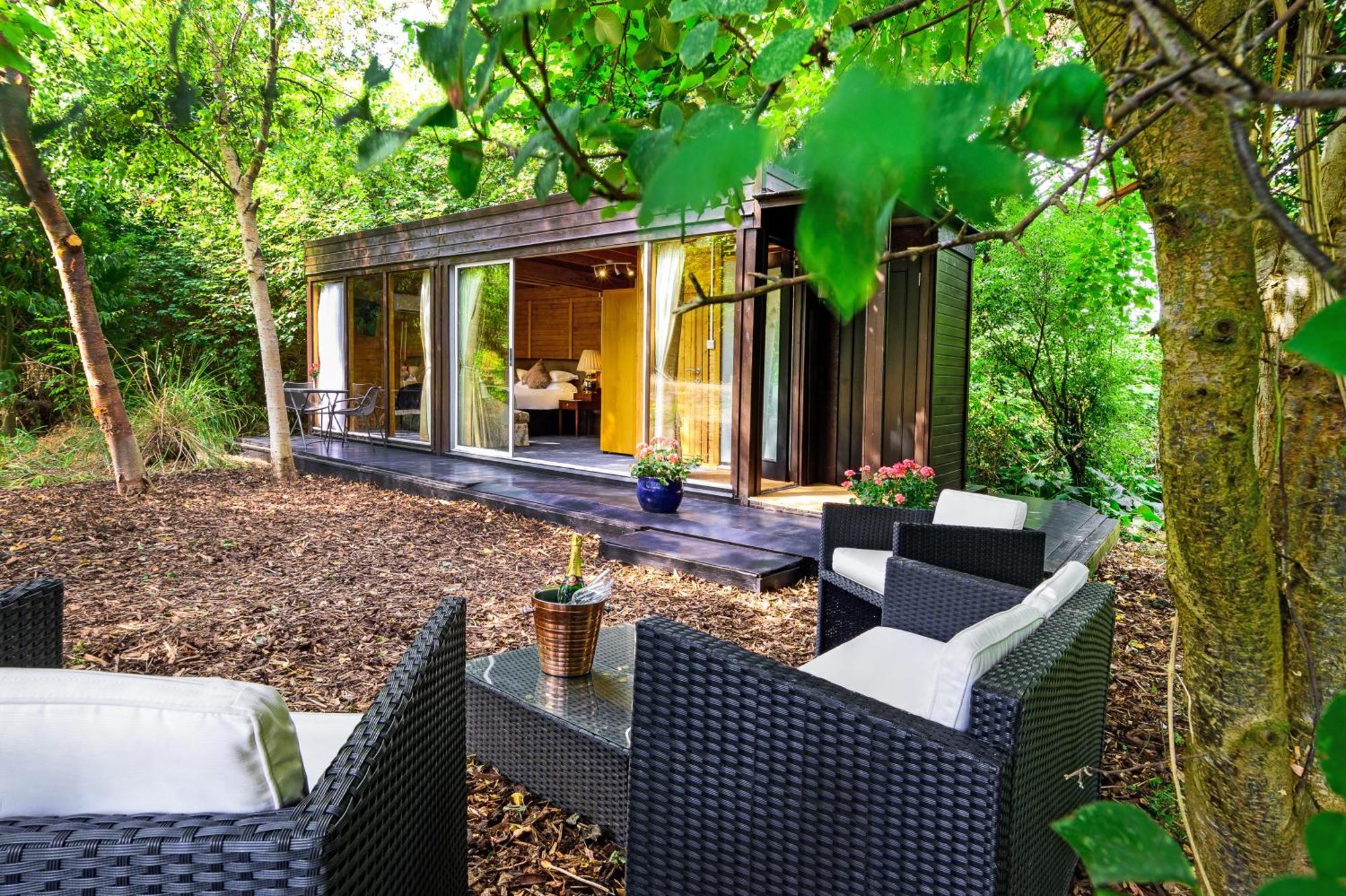 The Inn On The Green Cookham Dean Екстер'єр фото